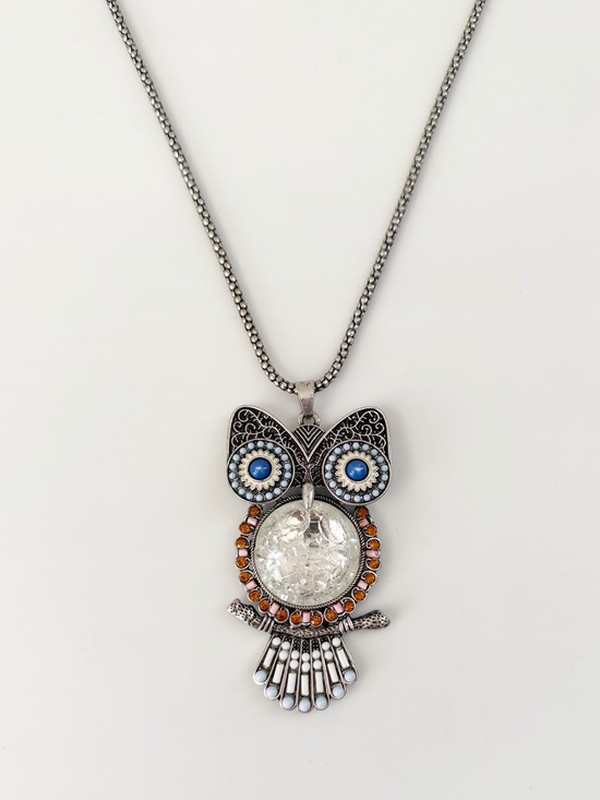 Lane Jewelry - Lane Vintage Long Silver Tone Rhinestones Beaded Owl Pendant Necklace